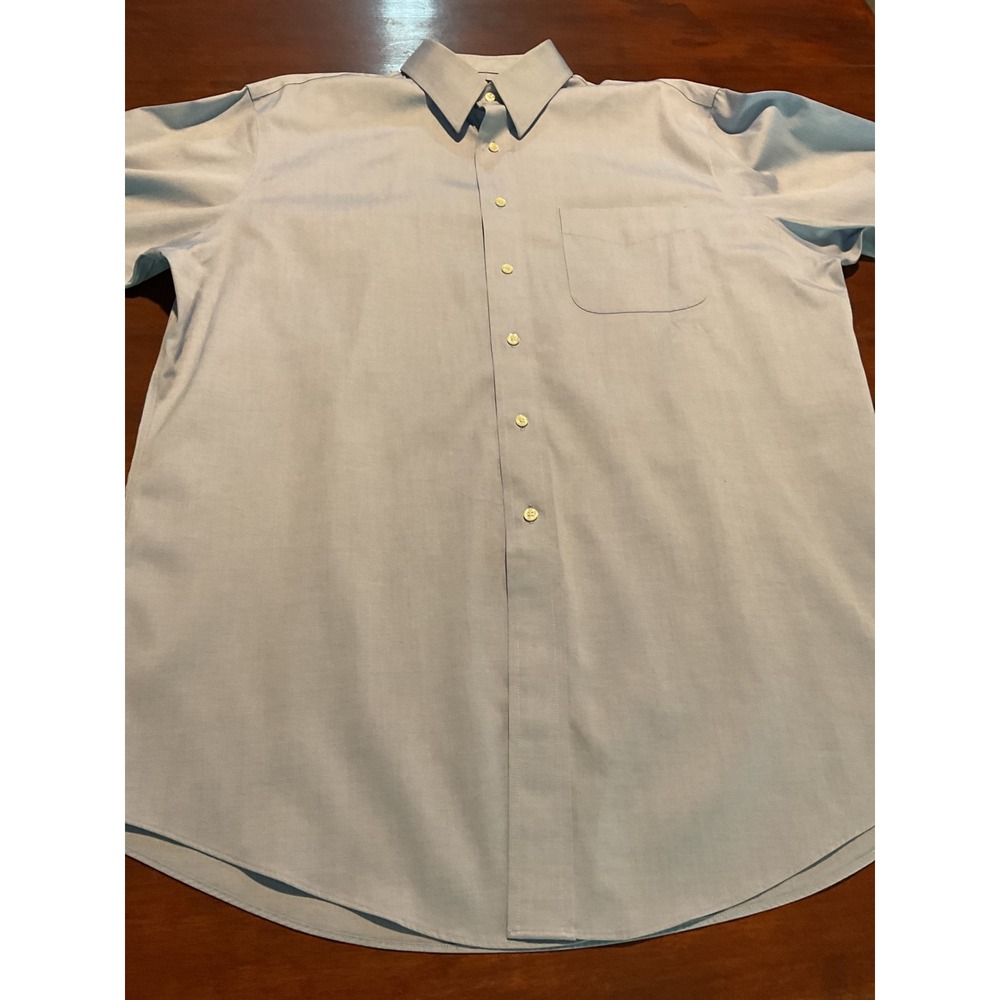 Jos. A. Bank Traveler's Collection Light Blue Tailored Fit Dress Shirt 17-33